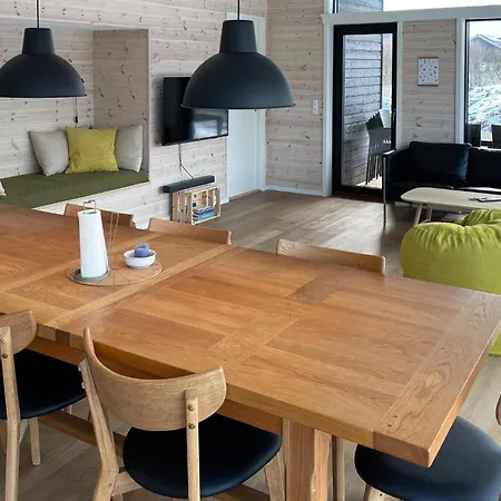 Σπίτι διακοπών Gorgeous In With Kitchen *